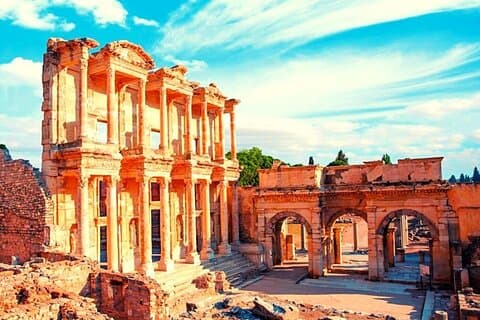 Ephesus Ganztagestour von Istanbul mit dem Flugzeug mit antiker Stadt