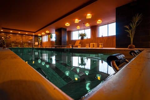 Spa-kredsløb i 75 minutter med eksklusiv drink inkluderet