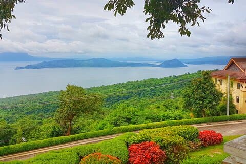 Tagaytay + Hidden Valley Springs: Eine malerische Flucht mit Transfers
