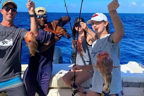 Private 1/2 dia de manhã charter snorkel ou cruzeiro em Shady Grady