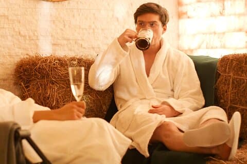 Beer Spa og Salt Cave i Praha (enkeltbad)
