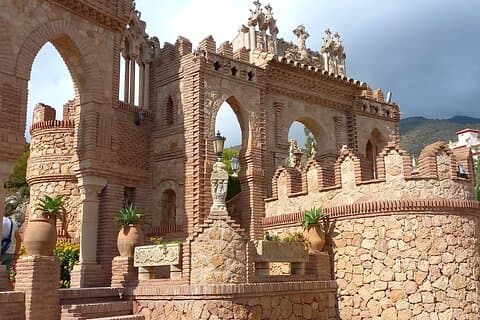 Visite guidée du Castillo Colomares