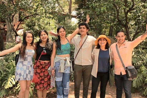 Visite artistique animée de Coyoacán avec dégustation de savoureux fruits mexicains !