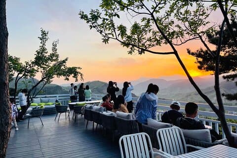 Tour Boutique Early Bird ou Sunset de Mutianyu com Pass VIP