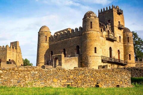 Excursiones de 5 días a Addis, Bahir Dar, Gondar, montañas Simien y Lalibela