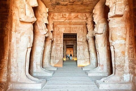 5 - Day Egypt Tour : Karnak, Kings Valley, Philae & Abu Simbel