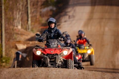 Visita di ATV, Huskies e fattoria delle renne a Rovaniemi, Finlandia