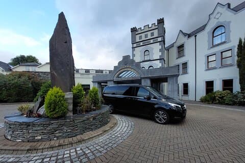 Servizio auto premium dal Muckross Park Hotel & Spa all'aeroporto di Shannon