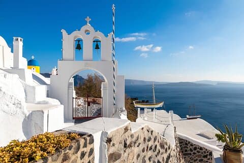 Un viaggio nella tradizione del tour privato in SUV di Santorini