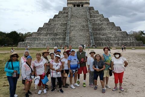 Full-Day Tour in New Seven Wonders of the World Itza and Yucatan