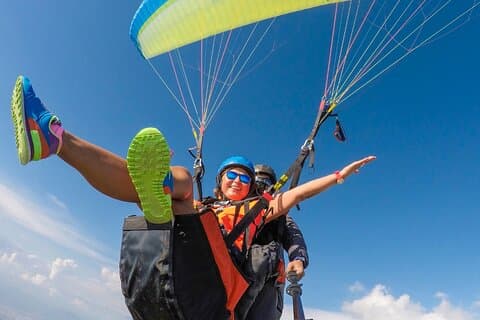 Alanya Tandem Paragliding Tour med rundturstransport fra Side