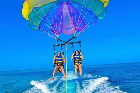 Parasailing, Sea Tubing & Jet Ski fra Montego Bay - Privat tur