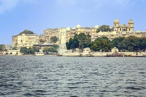 Udaipur One Day Private Tour with Guide
