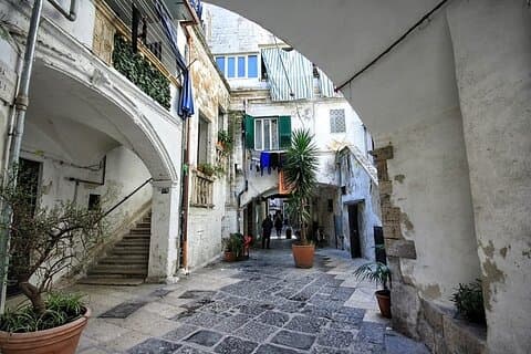Passeio em Bari a pé