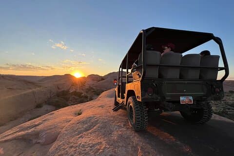 Moab’s Original Hummer Adventure : Hell’s Revenge Trail Experience