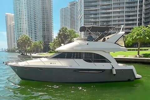 4-timers 42 Meridian Yacht-utleie med kaptein i Miami Florida