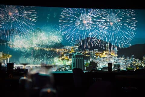 Audiovisuella multisensoriska kockar resa middagsupplevelse