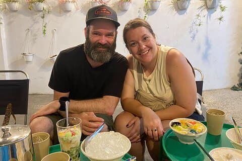 Saigon Private Street Food Tours på scooter med lokale Bubbies