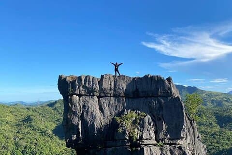 Nagpatong Rock and Tungtong Falls Hike with Transfer