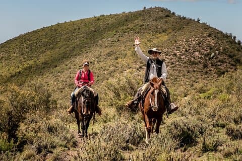 10-hour Gaucho Horseback Riding in Mendoza with BBQ