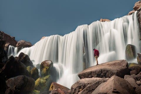 Descubra a Magnífica Cachoeira Pillones