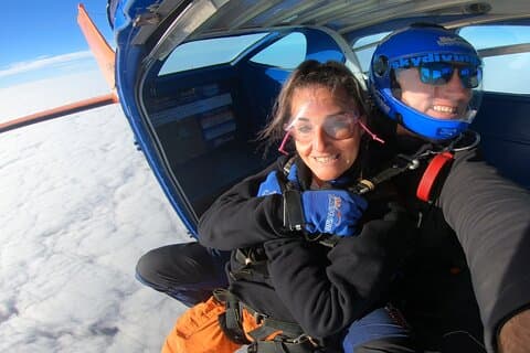 Saut en parachute dans les vins de Bremerton + dégustation de vins à Langhorne Creek