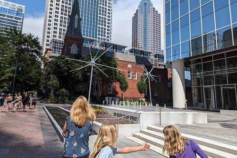 Charlotte Scavenger Hunt Walking Tour and Game