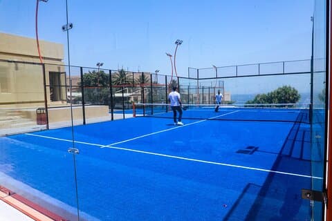 1 Stunde Padel-Tennis in Khasab, Musandam