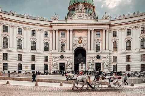 Vienna Luxury Tour with Budapest Visit 2 days
