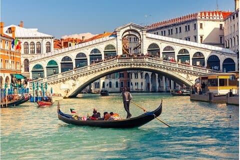 Förtrollande Venedig: Stadsvandring & majestätisk gondolfärd + Ebook