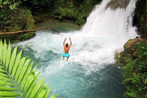 Privater Transfer zu Dunn's River Falls und Blue Hole