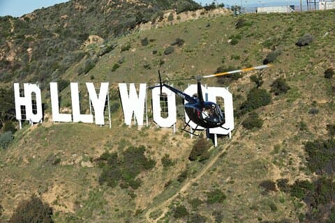 Passeio particular de helicóptero até o letreiro de Hollywood