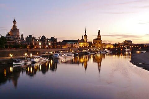Excursão privada de um dia de Praga a Dresden, motorista que fala inglês