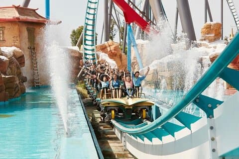 Barcelona Anreise Privater Transfer PortAventura Park