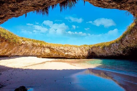 Spiaggia nascosta privata da Punta de Mita