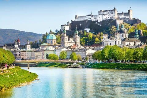 Salzburg Private Day Tour with transfers