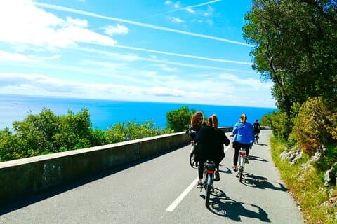 Grande Panoramique Côte d''Azur & Eze - À vélo électrique