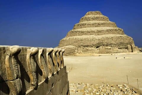 Heldags privat tur til Sakara og Giza-pyramiderne