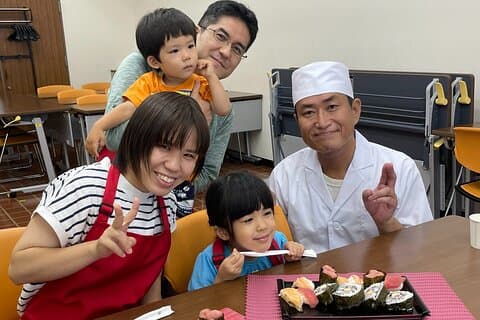 Esperienza di sushi all'aeroporto! Sfrutta al massimo il tuo transito!