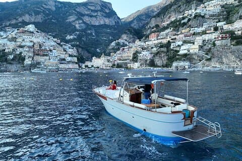1,5 timers Amalfi Sunset Cruise – privat tur med Prosecco