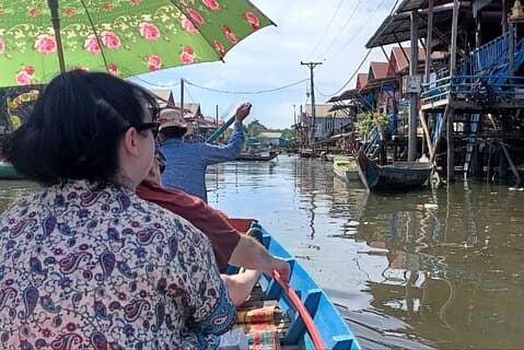 Tour to Kompong Phluk Village from Siem Reap Town