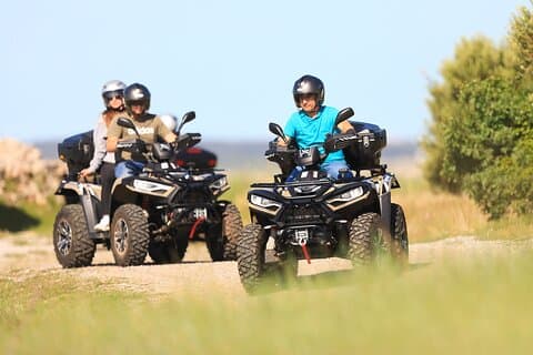 スタリグラードで2時間のクワッドバギーATVマウンテンアドベンチャー