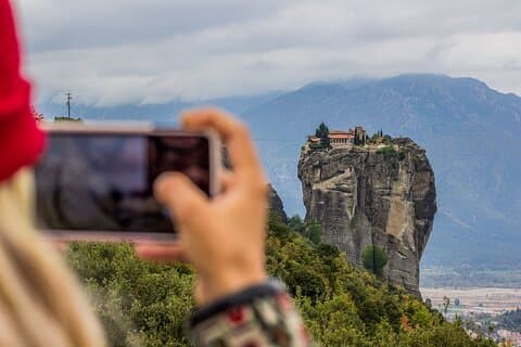 Meteora Half-Day Small Group Monasteries Tour with Hotel Pickup
