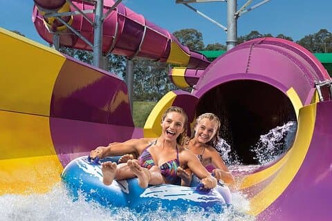 Yas Water World-biljetter med valfri hämtning och avlämning