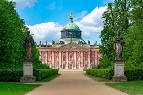 Private Potsdam Royal Palaces and Gardens Tour with Black Van