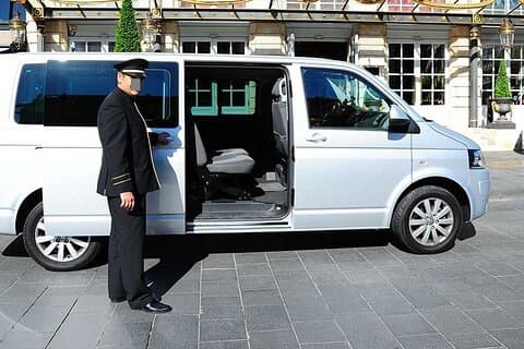 Terceira para o Aeroporto Campo das Lajes (TER) - Transfer Privado de Partida