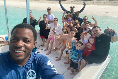 Pigs Beach, Green Turtle Cay, Rose Island Privat rundtur
