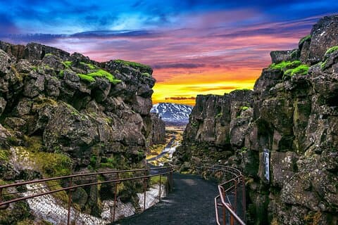 Golden Circle Direct : Excursión de un día a Geysir, Gullfoss & Þingvellir