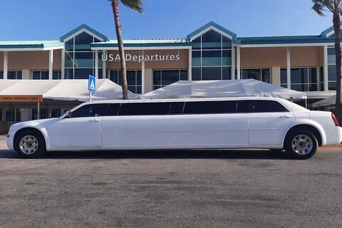 Trasferimento aeroportuale VIP in limousine di lusso solo andata!