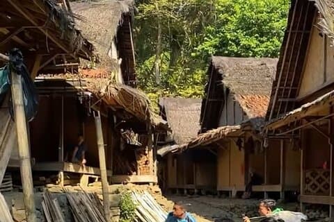 Baduy Tribal Tracker og landsby i privat tur hel dag og lunsj